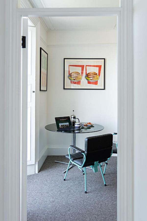 Paramount Apartments Ilfracombe, Arty Seaside Holiday Apartments Exteriör bild