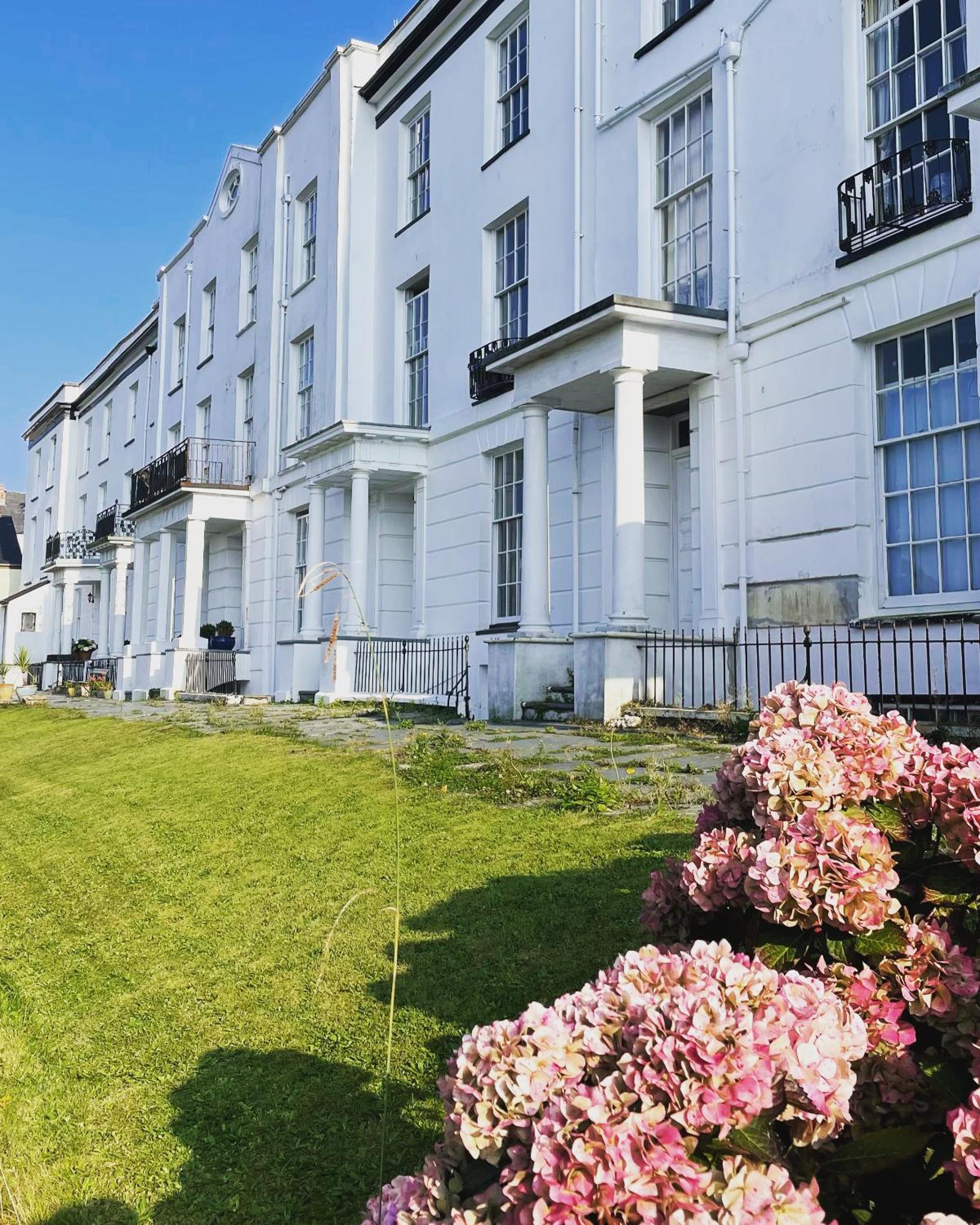 Paramount Apartments Ilfracombe, Arty Seaside Holiday Apartments Exteriör bild